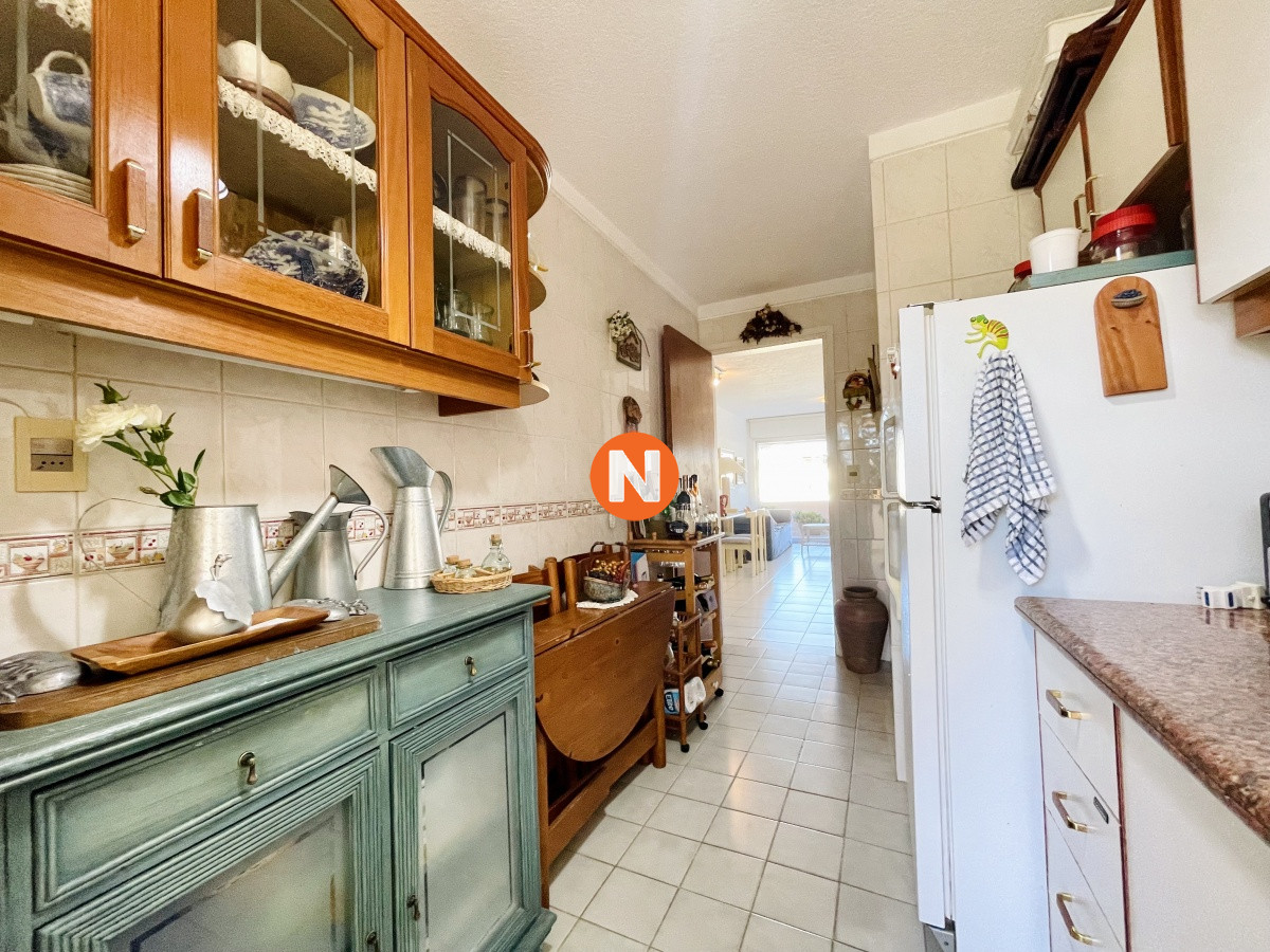 Apartamento Ref.220913 - Penthouse de 3 Dormitorios y Parrillero a metros de Playa Mansa, Venta Punta del Este