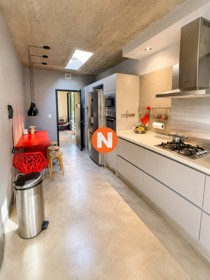 Casa Ref.220912 - Excelente Casa Minimalista en Barrio Privado, La Arbolada - Punta del Este