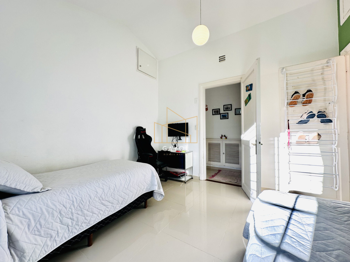 Casa ID.1394 - Espectacular Casa Moderna de 5 Dormitorios con Piscina Climatizada y Barbacoa en Alquiler de Temporada, Punta del Este