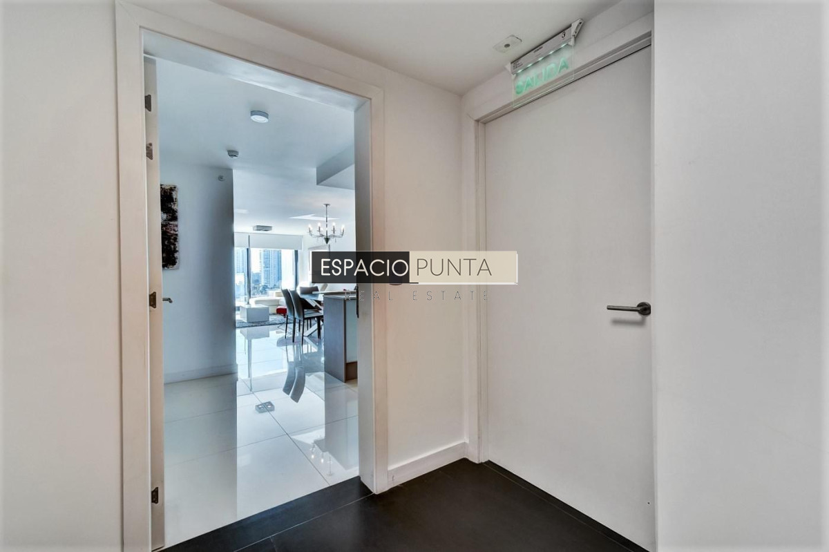 Apartamento ID.1281 - Venta de apartamento de dos dormitorios con dos baños moderna Torre, Art Tower, Punta del Este