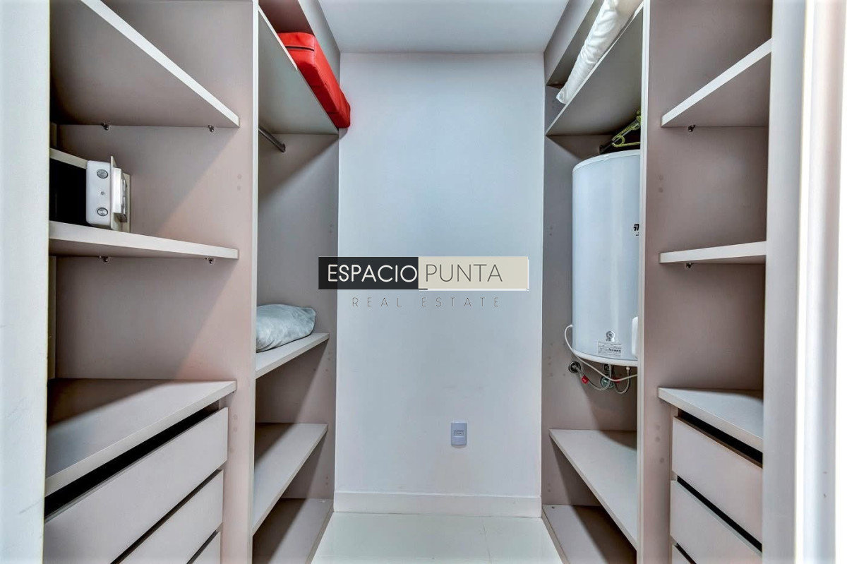 Apartamento ID.1281 - Venta de apartamento de dos dormitorios con dos baños moderna Torre, Art Tower, Punta del Este