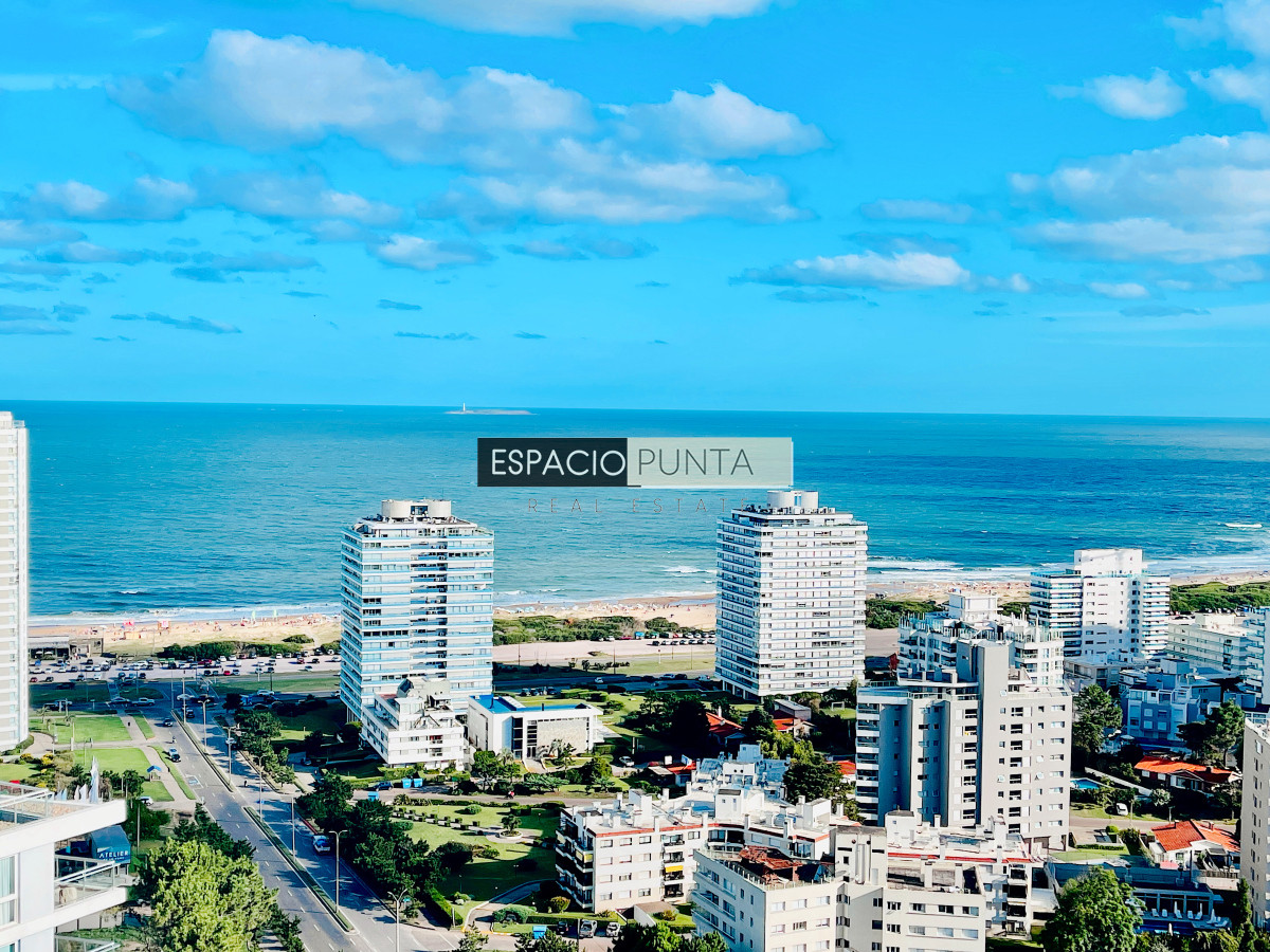 Apartamento ID.2294 -  Exclusivo Penthouse de 3 Dormitorios con Vistas panorámicas a Playa Brava, en Venta