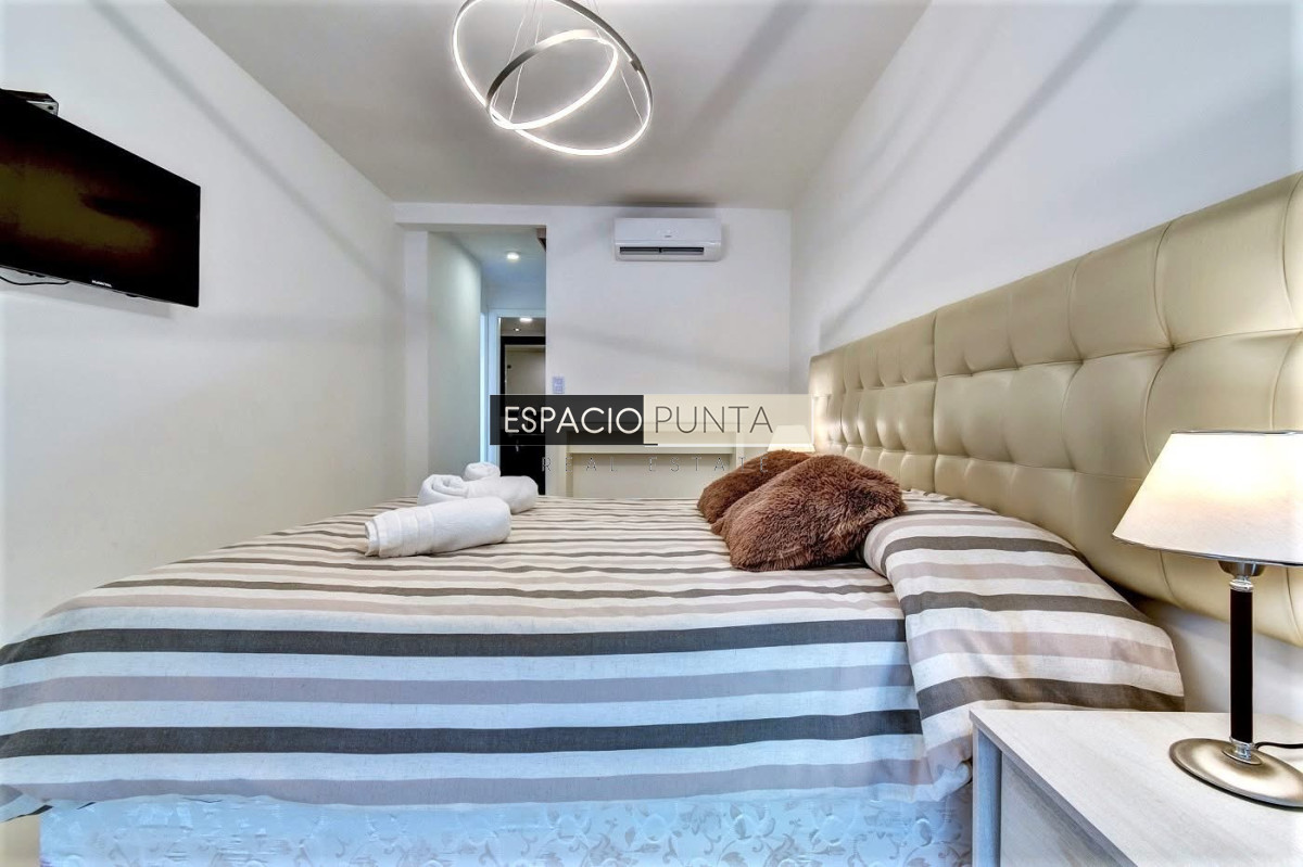 Apartamento ID.1281 - Venta de apartamento de dos dormitorios con dos baños moderna Torre, Art Tower, Punta del Este