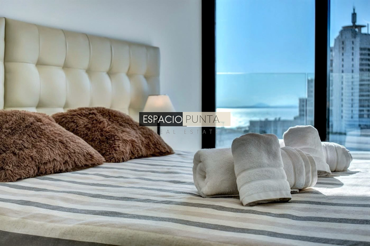 Apartamento ID.1281 - Venta de apartamento de dos dormitorios con dos baños moderna Torre, Art Tower, Punta del Este