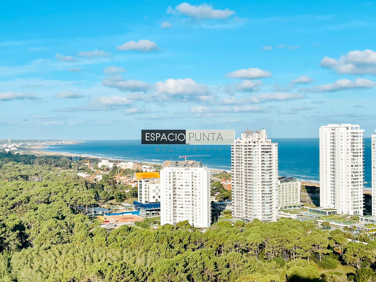 Apartamento ID.2294 -  Exclusivo Penthouse de 3 Dormitorios con Vistas panorámicas a Playa Brava, en Venta