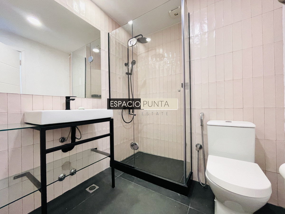 Apartamento ID.2294 -  Exclusivo Penthouse de 3 Dormitorios con Vistas panorámicas a Playa Brava, en Venta