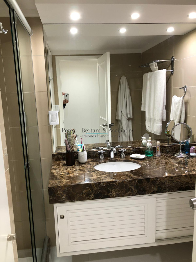 Apartamento ID.59 - Apartamento de 2 Dormitorios Frente a Playa Mansa