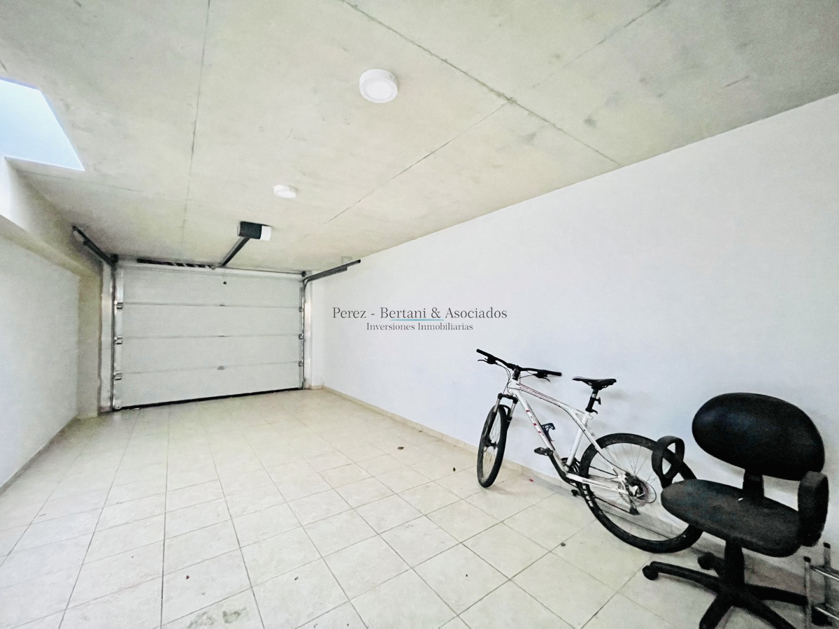 Casa ID.875 - Excelente Casa de 4 Dormitorios, Piscina Climatizada y Barbacoa en Pinares, Punta del Este