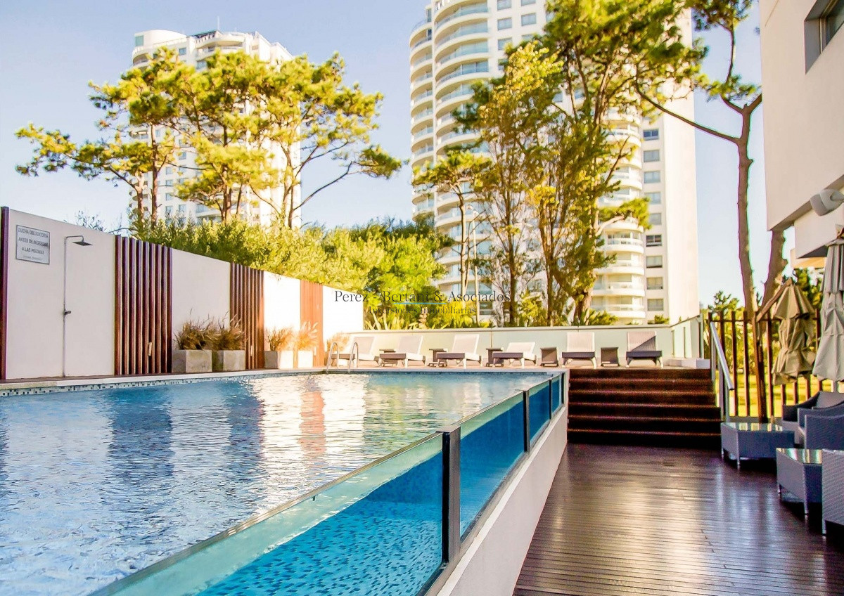 Apartamento ID.237 - Moderno Apartamento de dos Dormitorios sobre Roosevelt en Venta