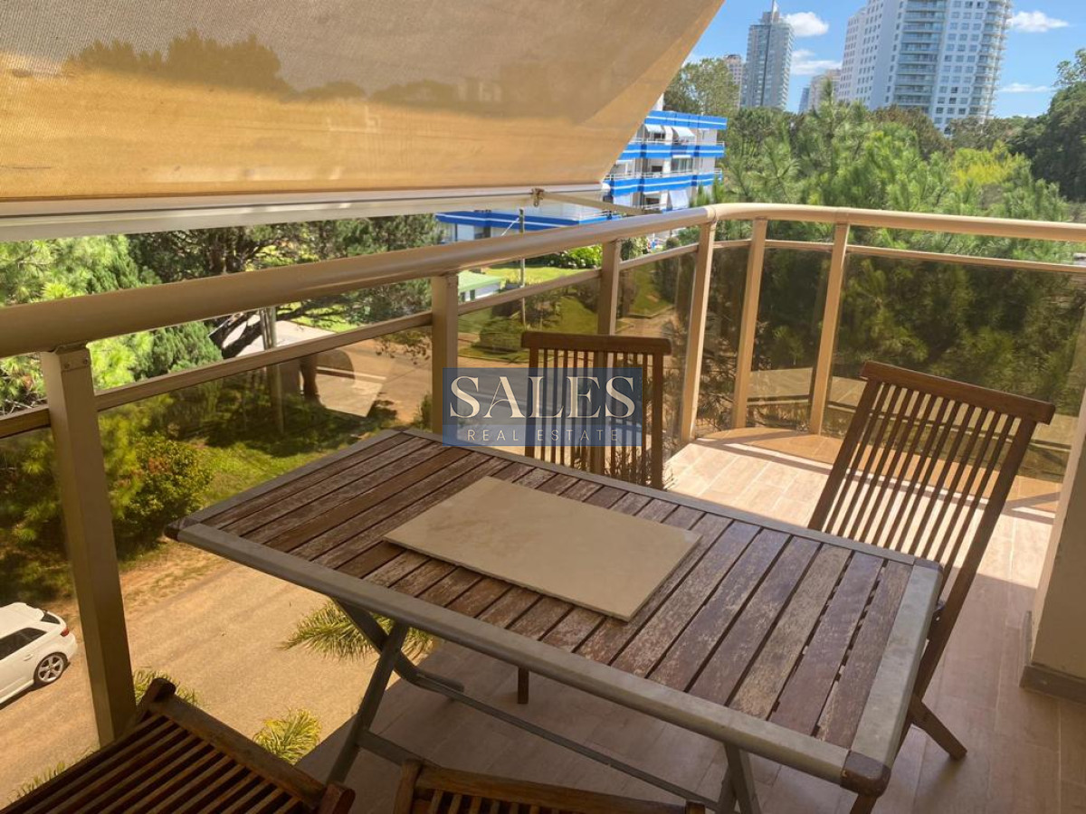 Apartamento ID.113 - Apartamento de 2 Dormitorios en Aidy Grill a Pocos Metros de Playa Brava - Venta