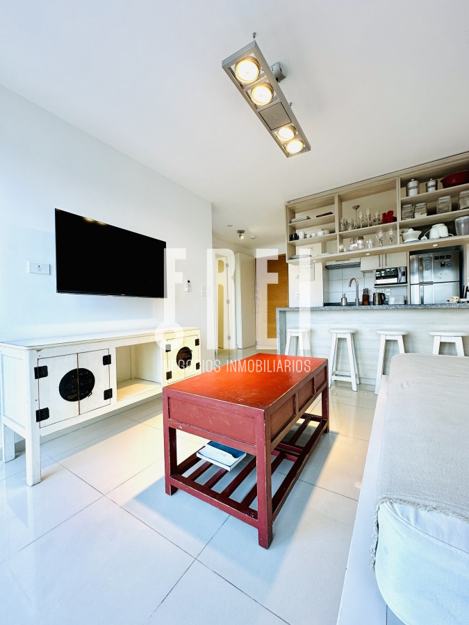 Apartamento ID.114 - Venta de Moderno Apartamento en zona Roosevelt de 1 Dormitorio, torre con servicios, Punta del Este