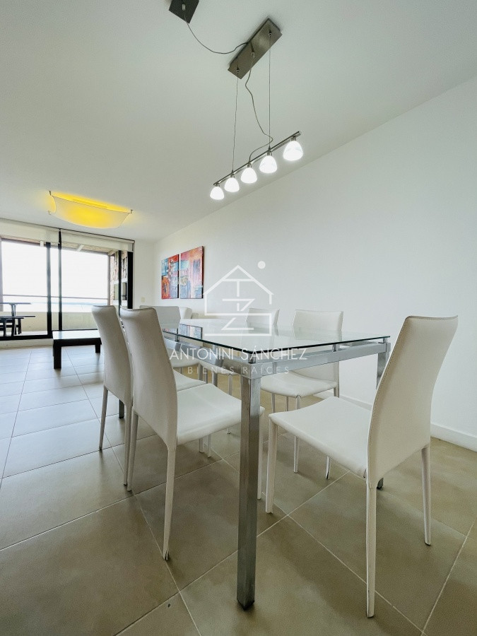 Apartamento ID.1757 - Venta de apartamento de dos dormitorios con parrillero en complejo privado de Punta Ballena