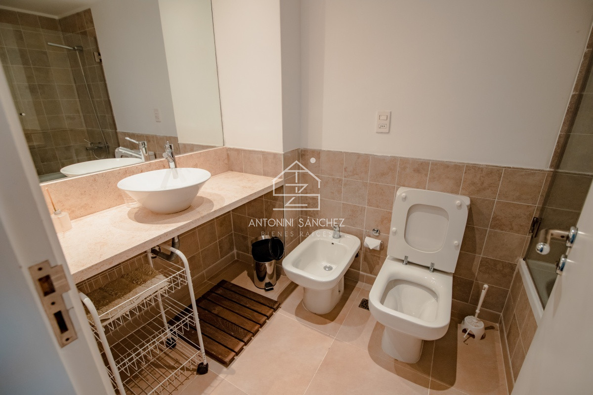 Apartamento ID.2156 - Venta de apartamento de dos dormitorios con parrillero exclusivo, Punta Ballena