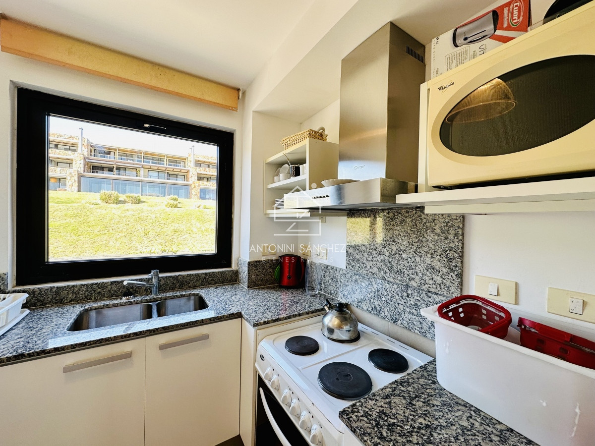 Apartamento ID.1759 - Venta de fabuloso apartamento de dormitorio y medio con dos baños en Punta Ballena