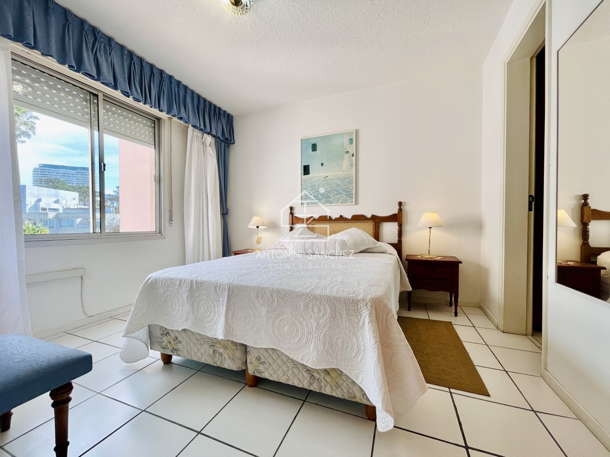 Apartamento ID.996 - Venta Apartamento 2 Dormitorios en Playa Mansa