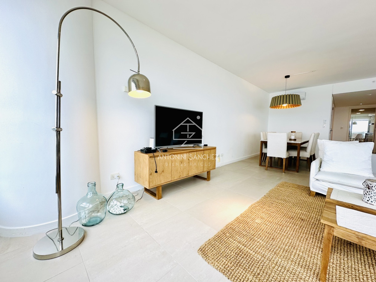 Apartamento ID.1774 - Alquiler temporario de apartamentode tres dormitorios más dependencia de servicio en Torre premiun sobre playa Brava