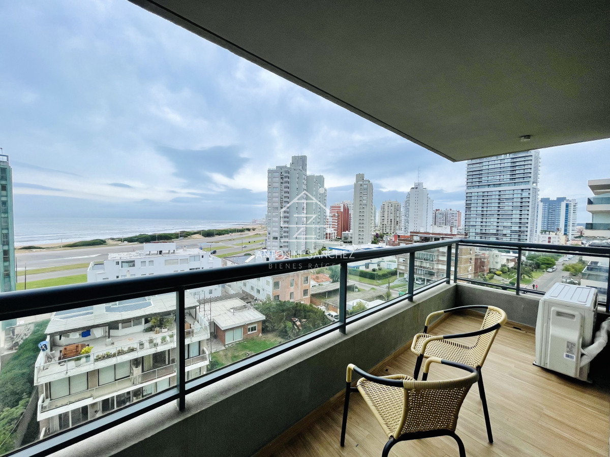 Apartamento ID.1553 - Moderno Apartamento de 2 Dormitorios en Playa Brava, Punta del Este
