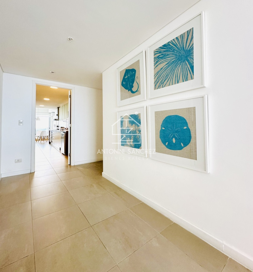 Apartamento ID.1774 - Alquiler temporario de apartamentode tres dormitorios más dependencia de servicio en Torre premiun sobre playa Brava
