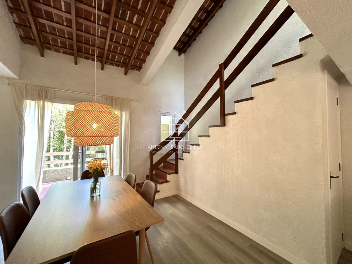 Apartamento ID.4137 - Alquiler anual o invernal de apartamento dúplex con parrillero propio en Rincón del Indio