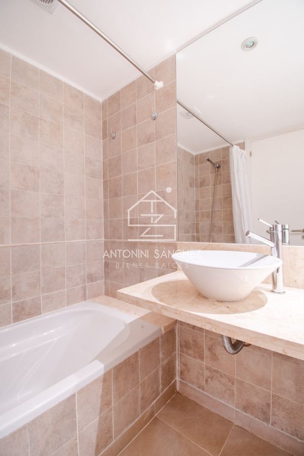 Apartamento ID.1767 - Apartamento de un dormitorio con parrillero y jardin en Venta y Alquiler, Punta Ballena
