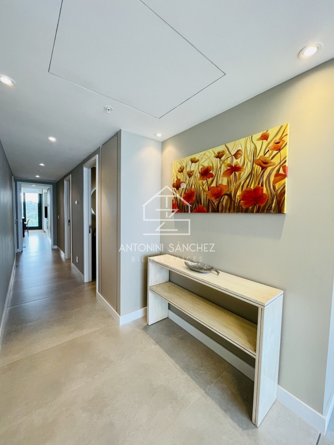 Apartamento ID.398 - Venta Apartamento de 2 Dormitorios Punta del Este