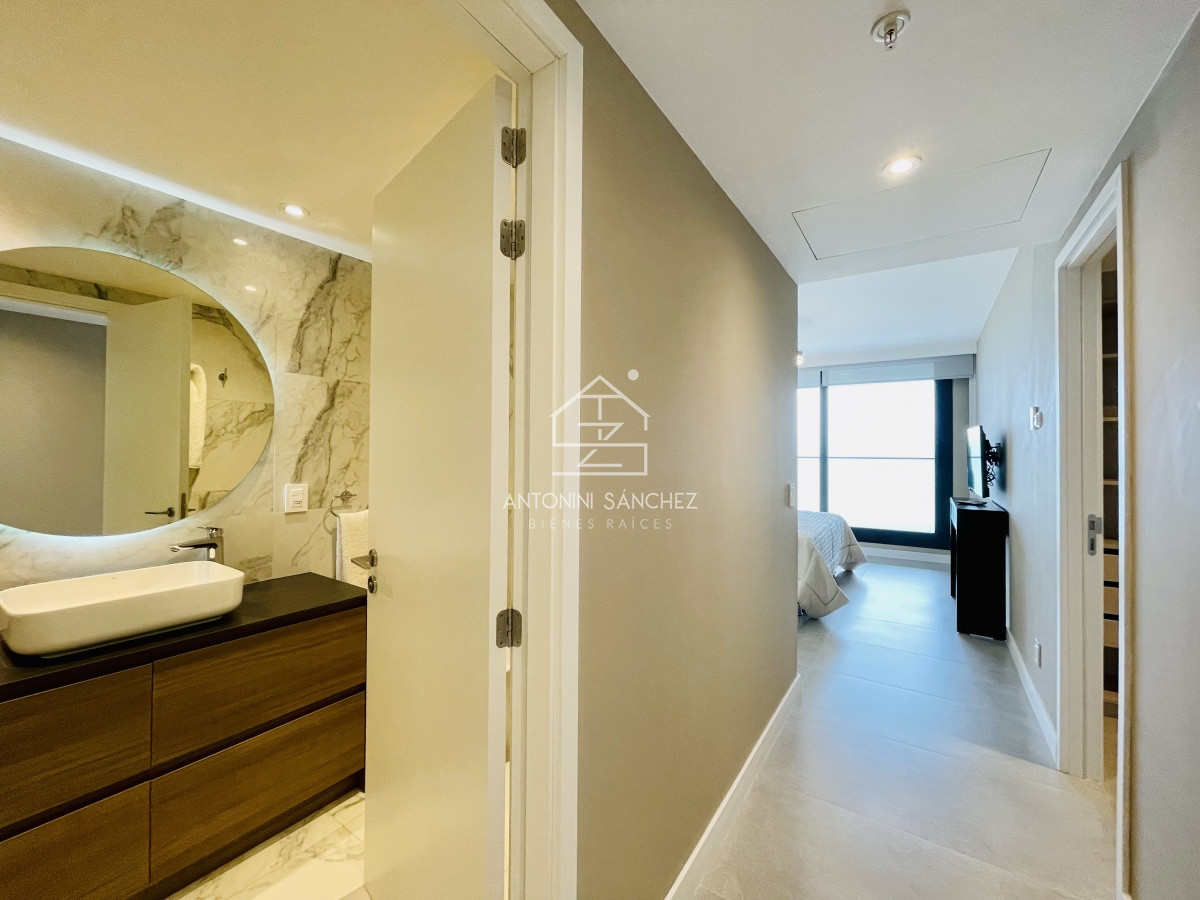 Apartamento ID.398 - Venta Apartamento de 2 Dormitorios Punta del Este