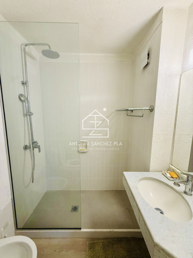 Apartamento ID.4138 - Alquiler anual o invernal de apartamento duplex con parrillero propio en Rincón del Indio