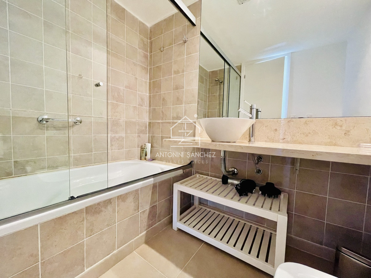 Apartamento ID.1765 - Venta y alquiler temporario de apartamento de un dormitorio con parrillero en exclusivo complejo de Punta Ballena