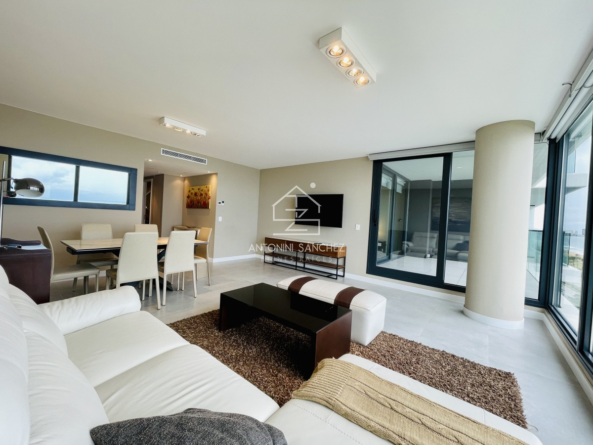 Apartamento ID.398 - Venta Apartamento de 2 Dormitorios Punta del Este