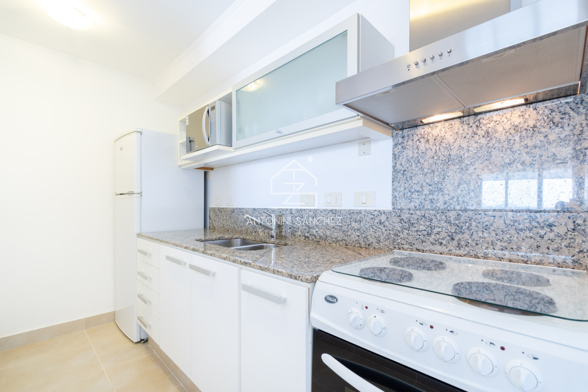 Apartamento ID.1767 - Apartamento de un dormitorio con parrillero y jardin en Venta y Alquiler, Punta Ballena