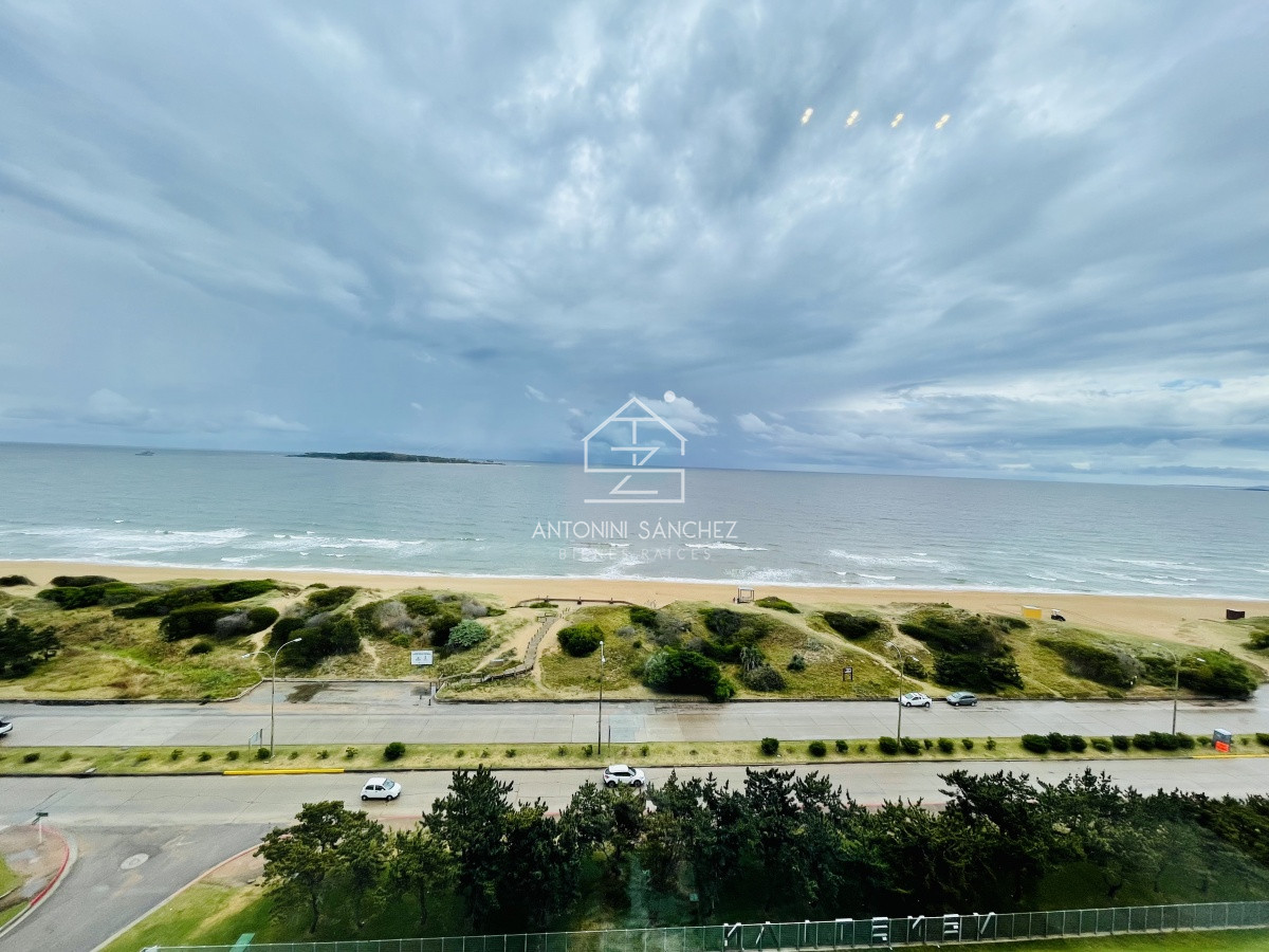 Apartamento ID.398 - Venta Apartamento de 2 Dormitorios Punta del Este