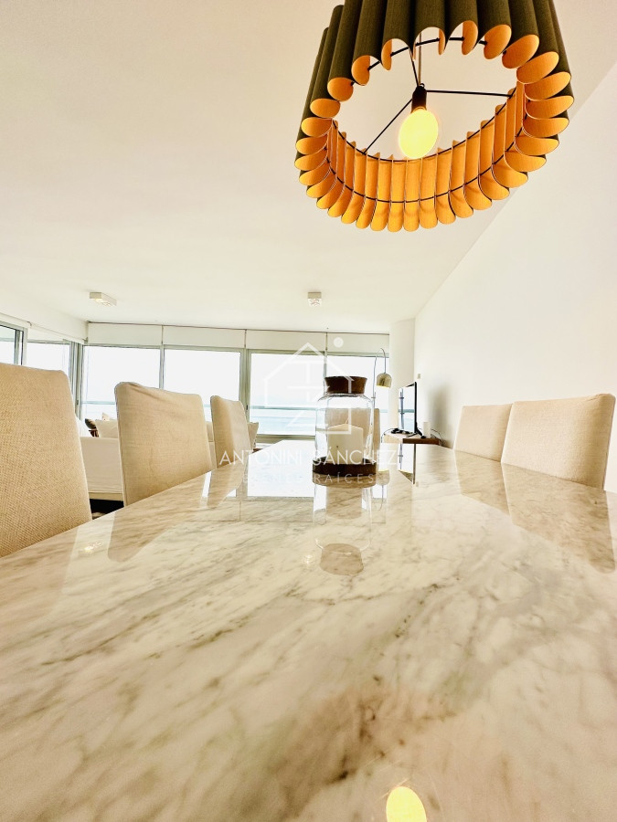 Apartamento ID.1774 - Alquiler temporario de apartamentode tres dormitorios más dependencia de servicio en Torre premiun sobre playa Brava