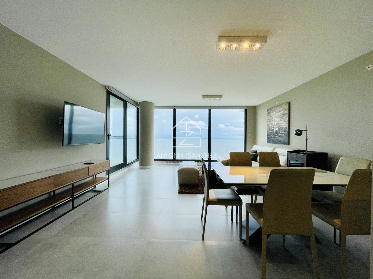 Apartamento ID.398 - Venta Apartamento de 2 Dormitorios Punta del Este