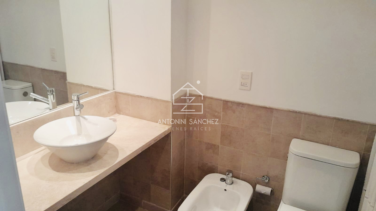 Apartamento ID.1756 - Venta de apartamento de dos dormitorios con dos baños en maravilloso complejo de Punta Ballena 