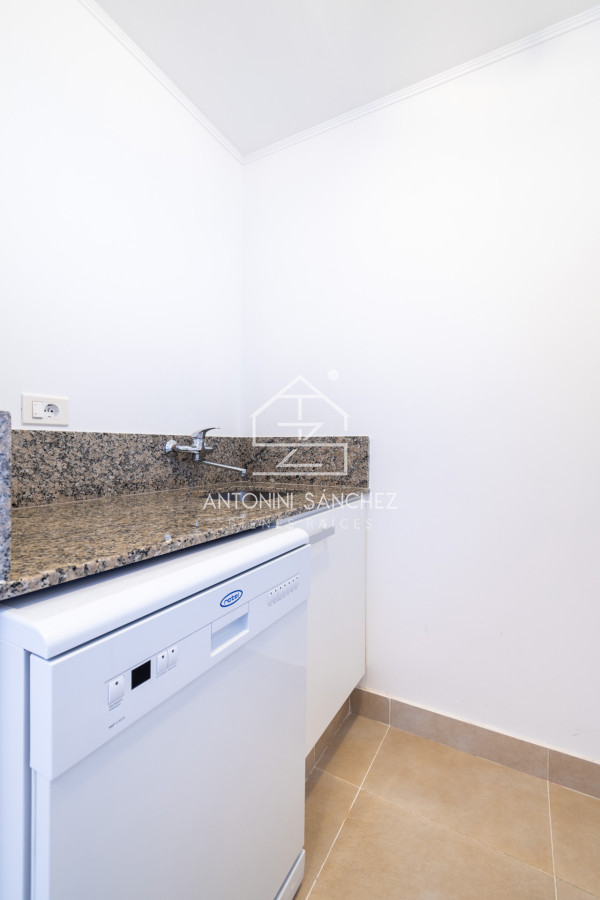Apartamento ID.1767 - Apartamento de un dormitorio con parrillero y jardin en Venta y Alquiler, Punta Ballena