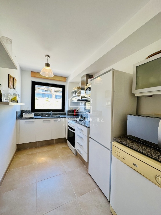 Apartamento ID.1759 - Venta de fabuloso apartamento de dormitorio y medio con dos baños en Punta Ballena