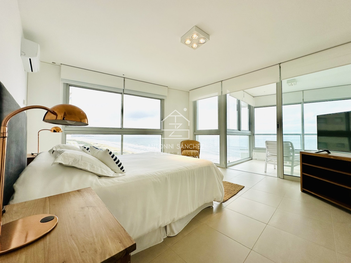 Apartamento ID.1774 - Alquiler temporario de apartamentode tres dormitorios más dependencia de servicio en Torre premiun sobre playa Brava