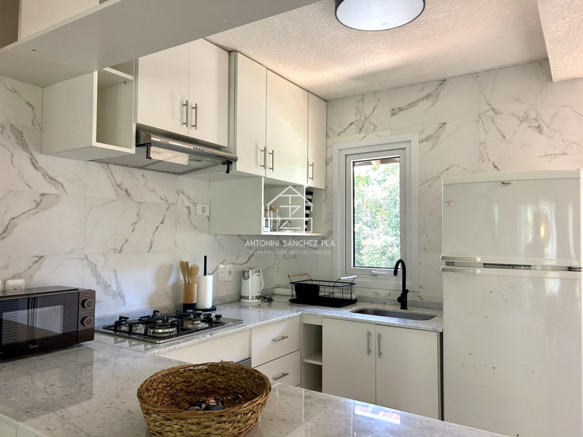 Apartamento ID.4137 - Alquiler anual o invernal de apartamento dúplex con parrillero propio en Rincón del Indio