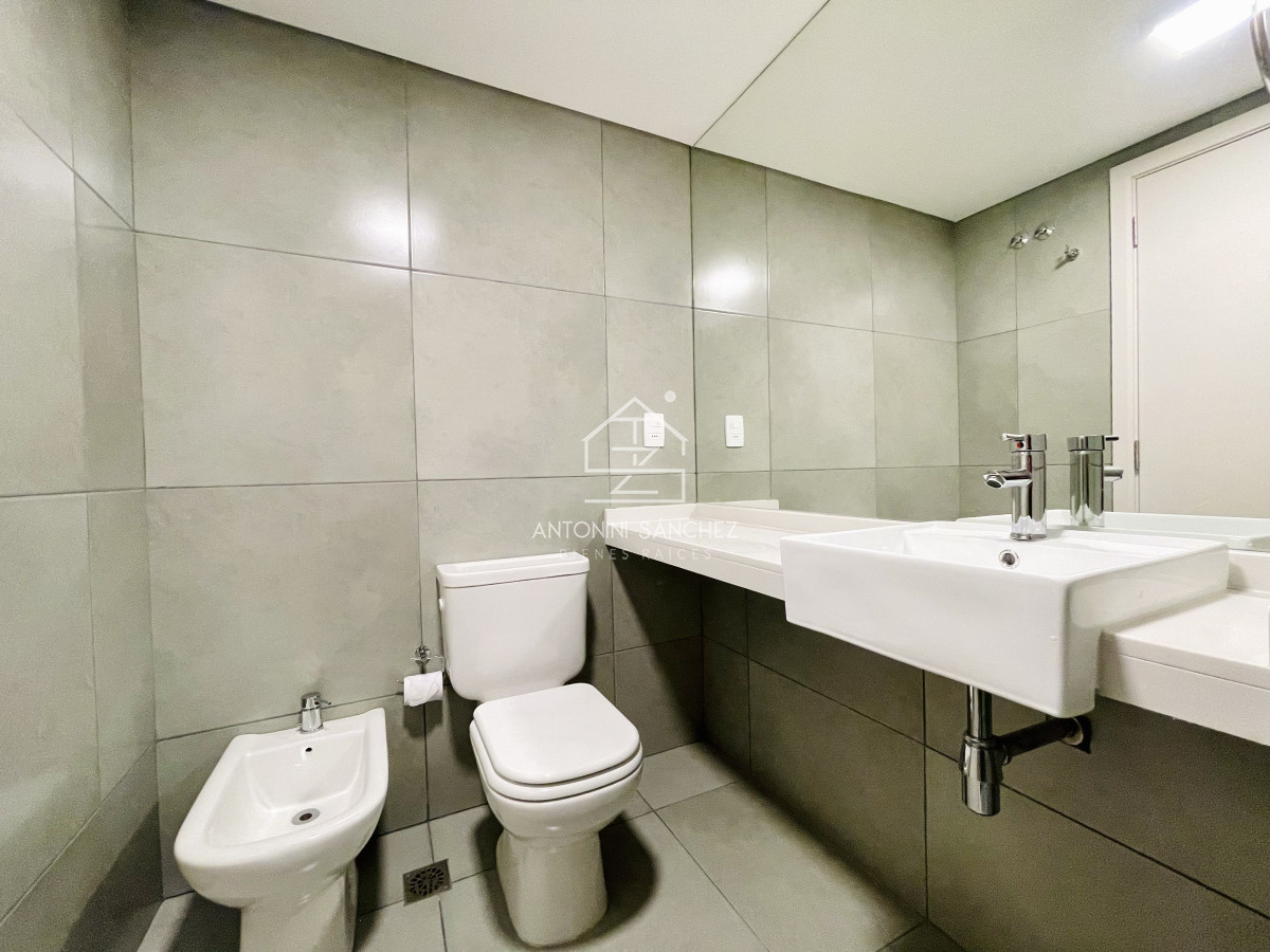 Apartamento ID.1553 - Moderno Apartamento de 2 Dormitorios en Playa Brava, Punta del Este