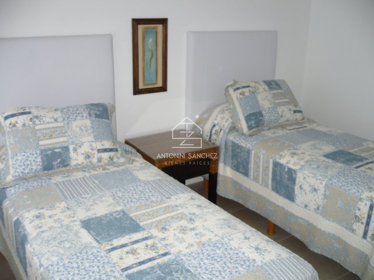 Apartamento ID.2156 - Venta de apartamento de dos dormitorios con parrillero exclusivo, Punta Ballena