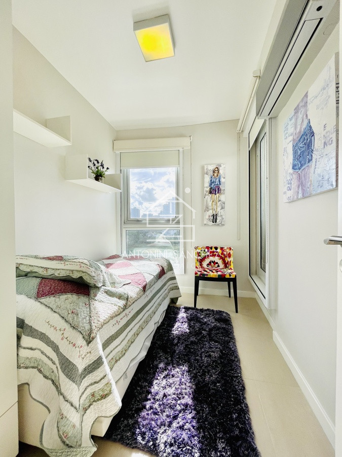 Apartamento ID.1771 - Oportunidad en Venta, Moderno Apartamento de 2 Dormitorios y Dependencia sobre Primera Línea de playa Brava, Le Parc