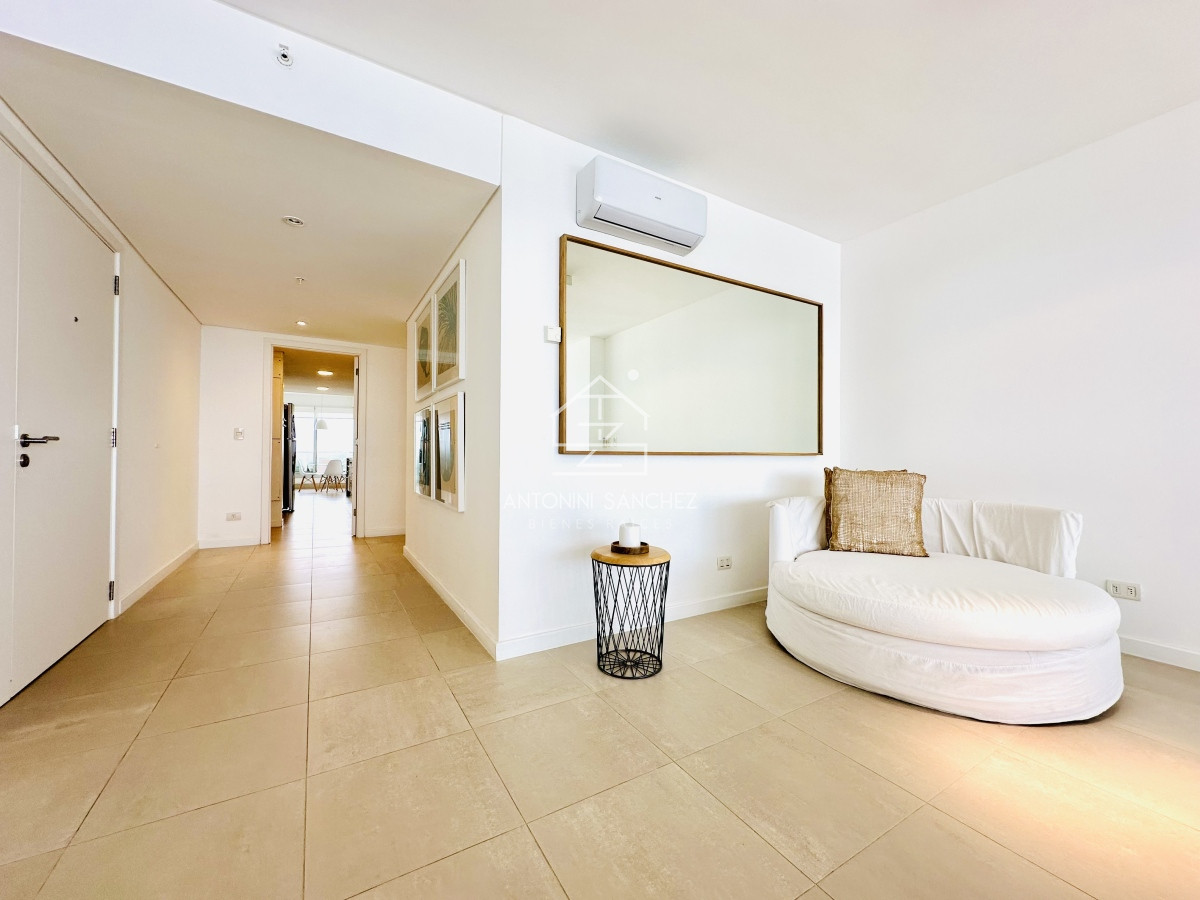Apartamento ID.1774 - Alquiler temporario de apartamentode tres dormitorios más dependencia de servicio en Torre premiun sobre playa Brava