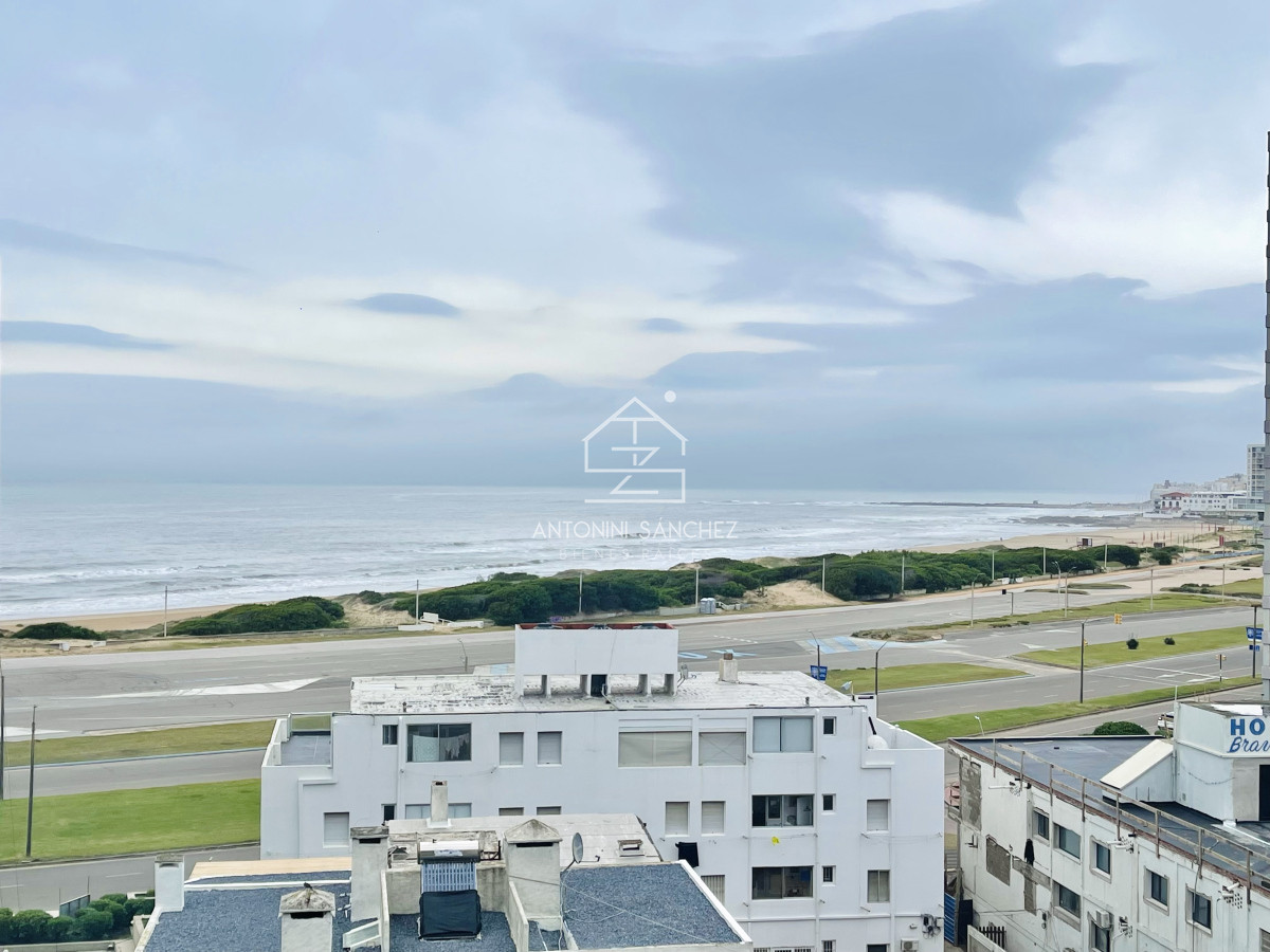 Apartamento ID.1553 - Moderno Apartamento de 2 Dormitorios en Playa Brava, Punta del Este