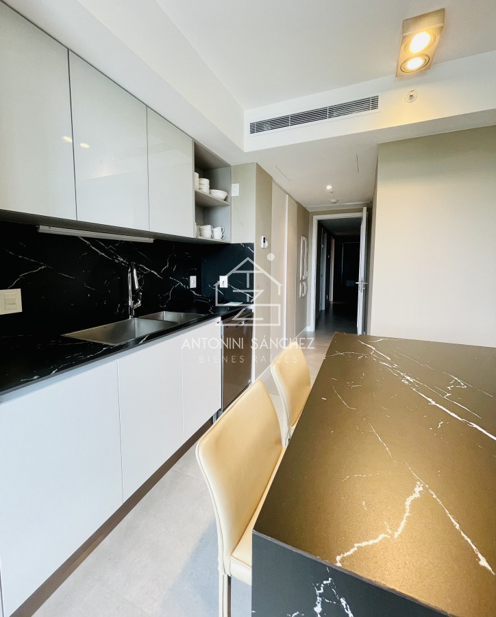 Apartamento ID.398 - Venta Apartamento de 2 Dormitorios Punta del Este