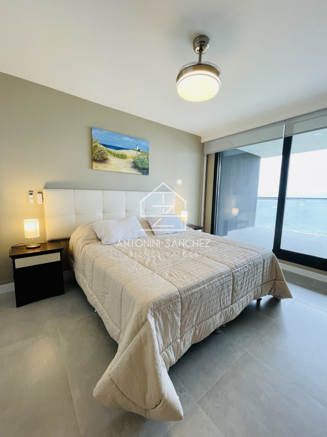 Apartamento ID.398 - Venta Apartamento de 2 Dormitorios Punta del Este