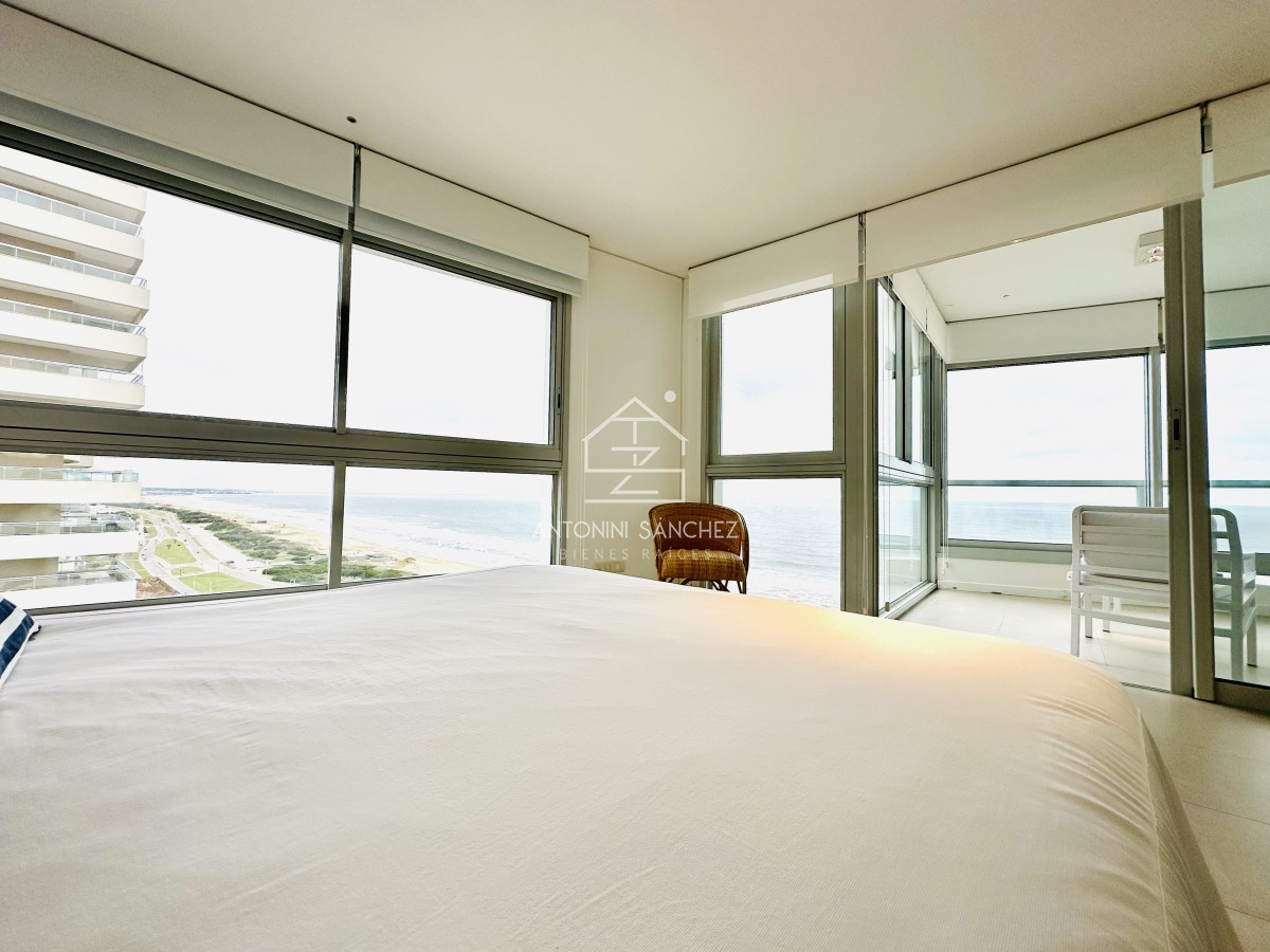 Apartamento ID.1774 - Alquiler temporario de apartamentode tres dormitorios más dependencia de servicio en Torre premiun sobre playa Brava