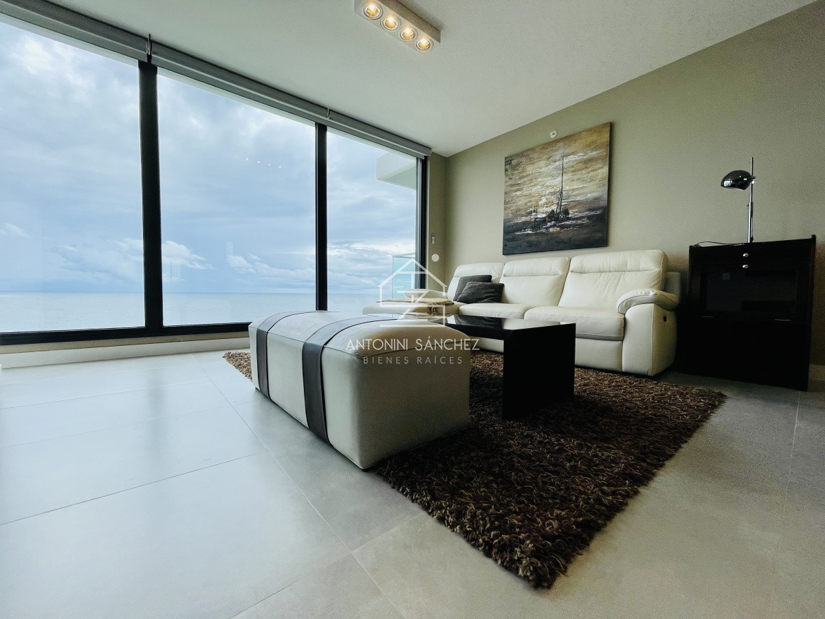 Apartamento ID.398 - Venta Apartamento de 2 Dormitorios Punta del Este