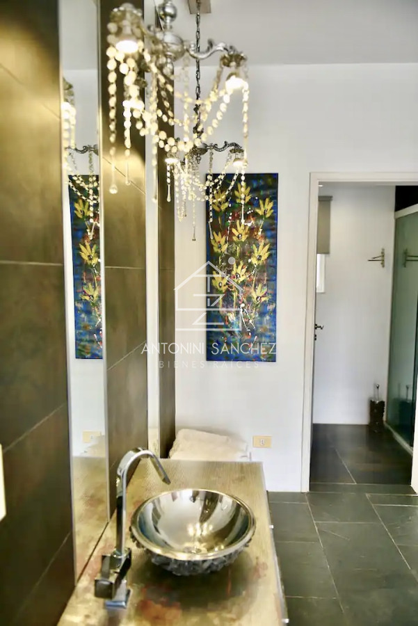 Casa ID.2531 - Excelente Casa de 4 Dormitorios y Piscina en Manantiales, Punta del Este