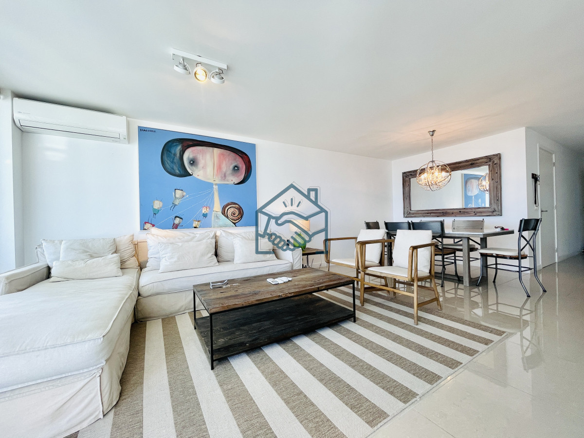 Apartamento ID.1224/-Exclusivo-Penthouse-de-3-Dormitorios-con-Vistas-panorámicas-a-Playa-Brava,-en-Venta -  Exclusivo Penthouse de 3 Dormitorios con Vistas panorámicas a Playa Brava, en Venta