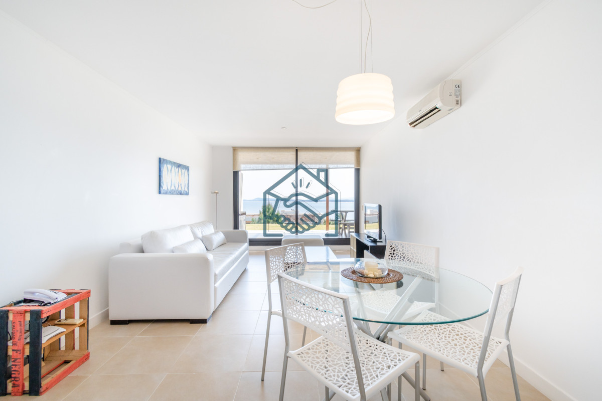 Apartamento ID.994/Apartamento-de-un-dormitorio-con-parrillero-y-jardin-en-Venta-y-Alquiler,-Punta-Ballena - Apartamento de un dormitorio con parrillero y jardin en Venta y Alquiler, Punta Ballena